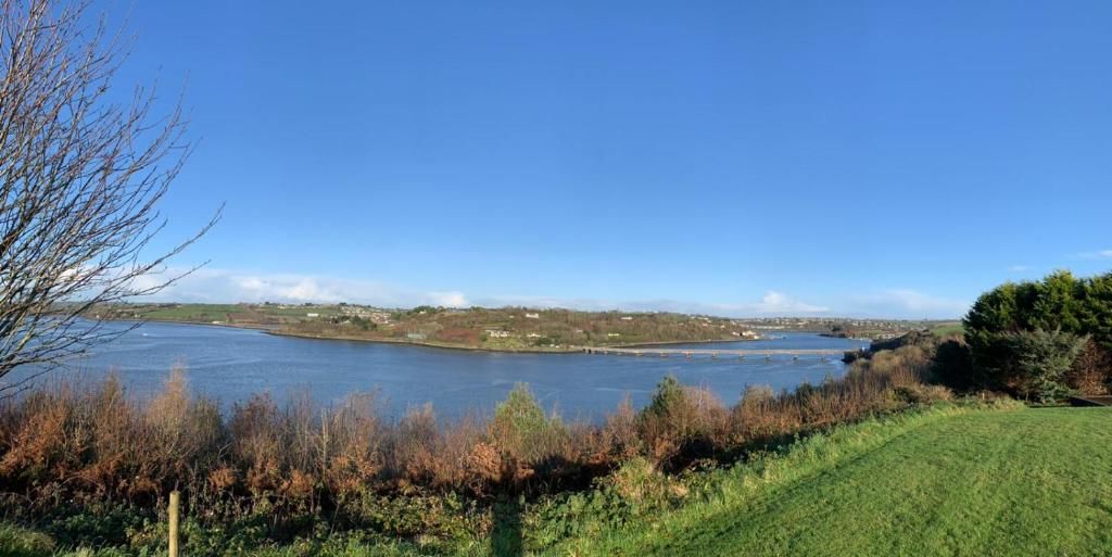 Дома для отпуска Marina views, Kinsale, Exquisite holiday homes, sleeps 16 Кинсейл