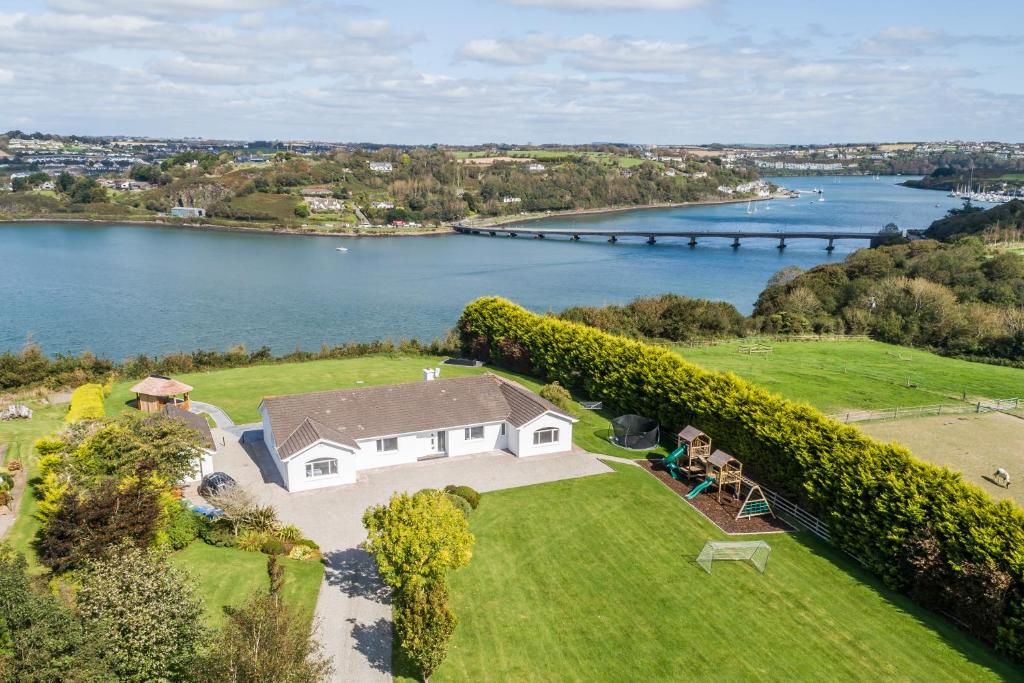 Дома для отпуска Marina views, Kinsale, Exquisite holiday homes, sleeps 16 Кинсейл-153