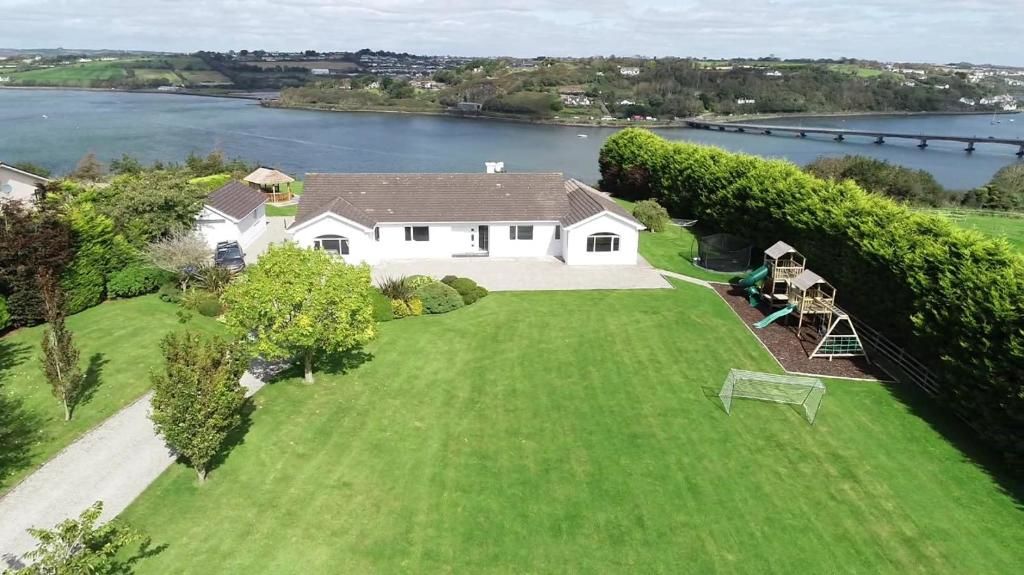 Дома для отпуска Marina views, Kinsale, Exquisite holiday homes, sleeps 16 Кинсейл-61